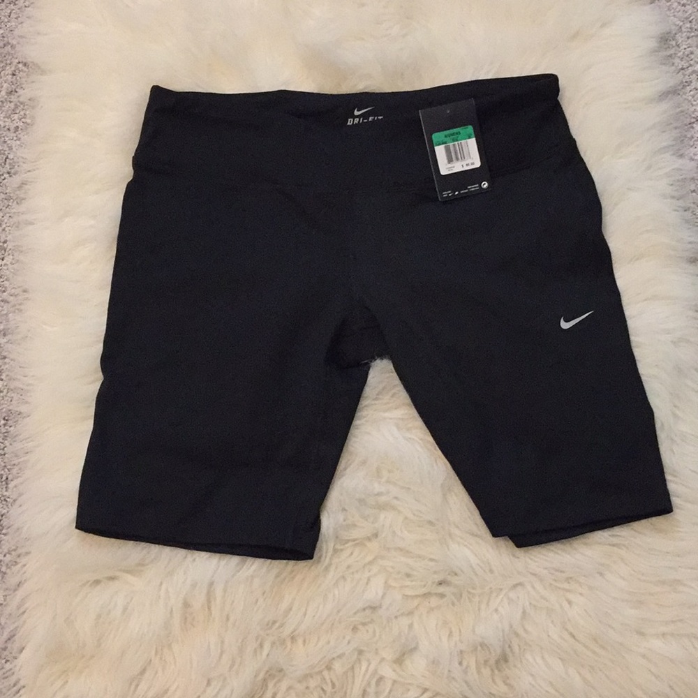 🌺NWT Nike Dri-Fit Black Shorts